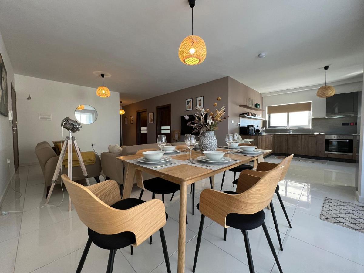 Brand New Apartment 2 Mins From Seafront Bahía de San Pablo Exterior foto